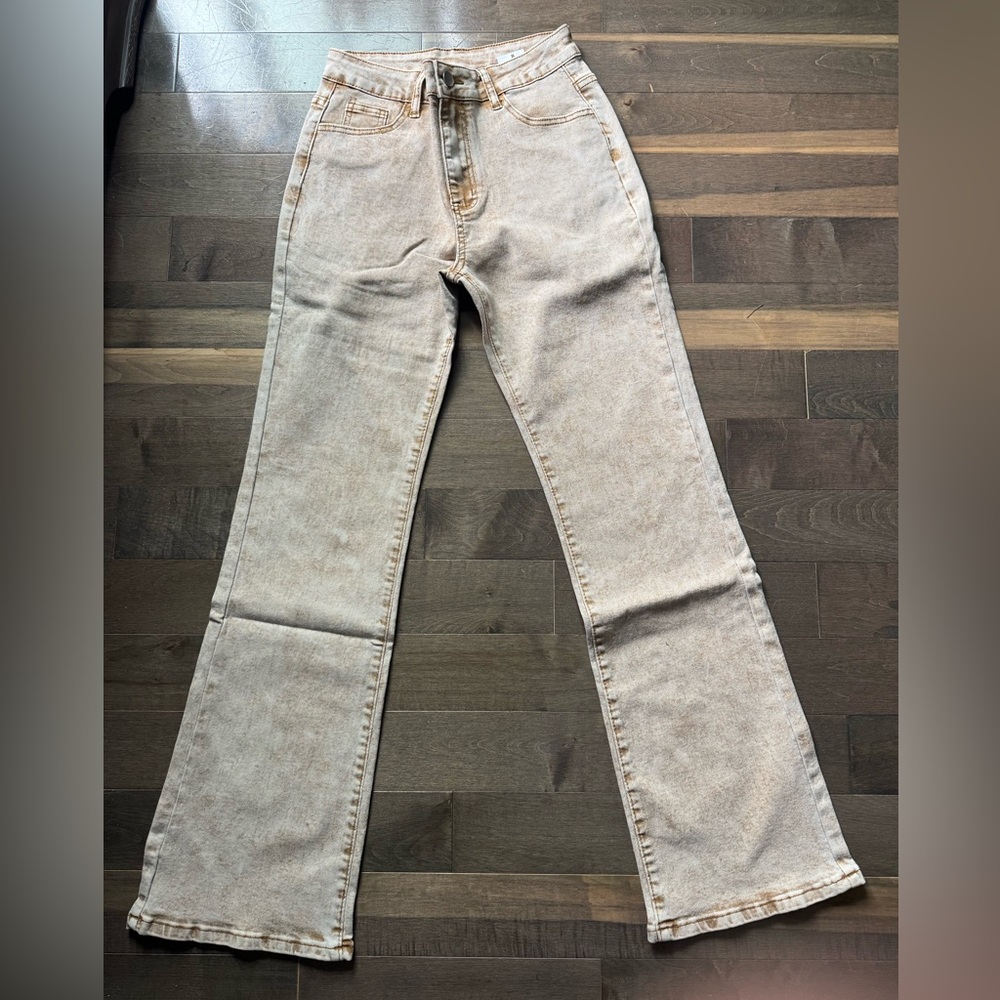 Women's Tan Jeans